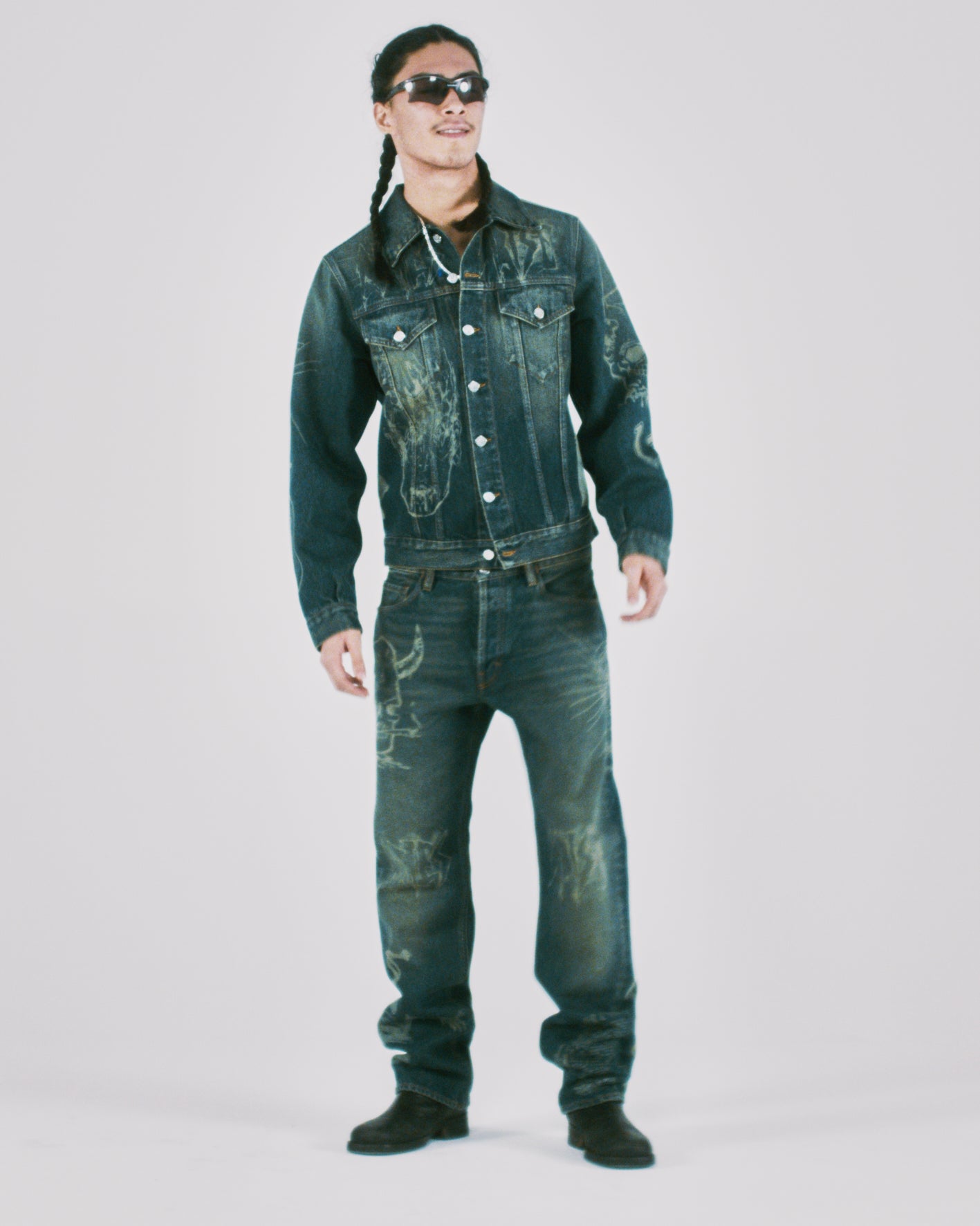 Metal 00's Lilly Jean