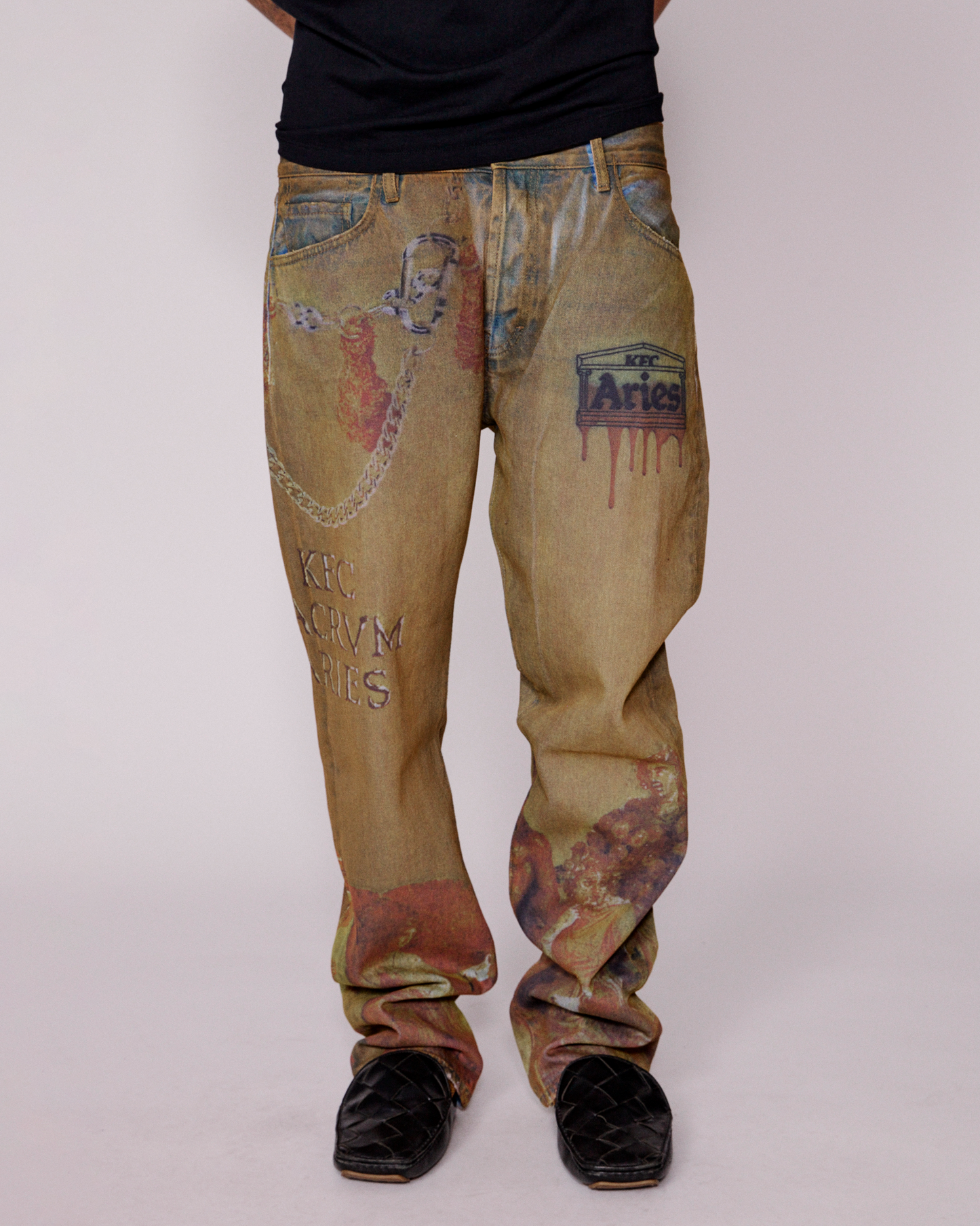 Aries x KFC Lilly Jean