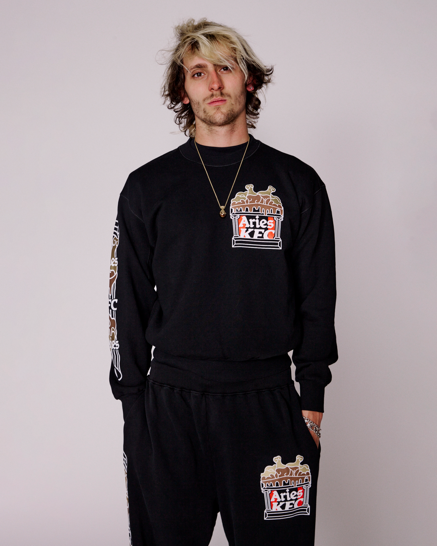 Aries x KFC Sweat
